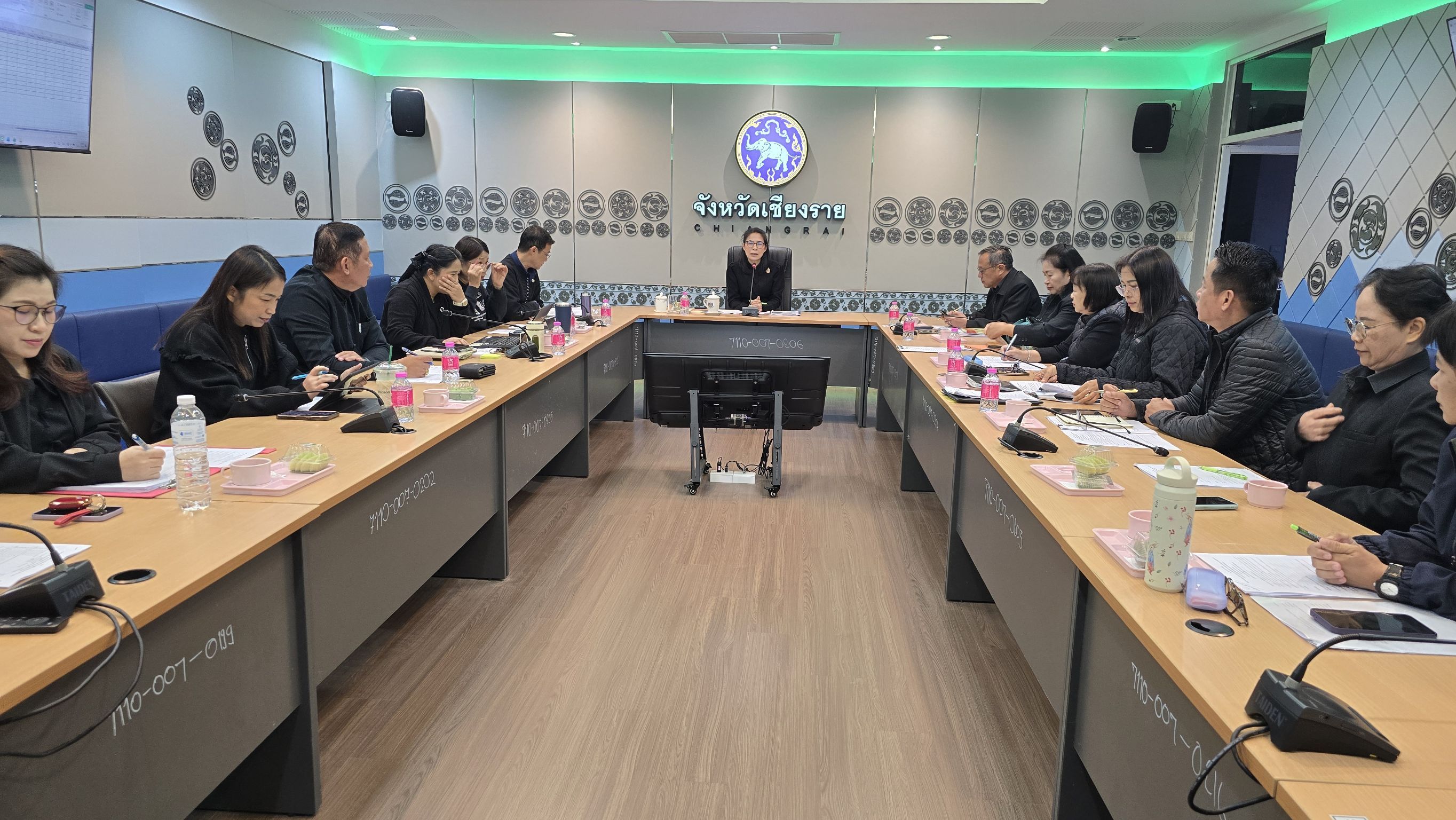 ✨ พช.เชียงราย ประชุมคณะทำงานพิจารณาจัดทำข้อตกลงการปฏิบัติราชการและผลการประเมินผลการปฏิบัติราชการของข้าราชการและพนักงานราชการ สังกัดกรมการพัฒนาชุมชน จังหวัดเชียงราย ✨